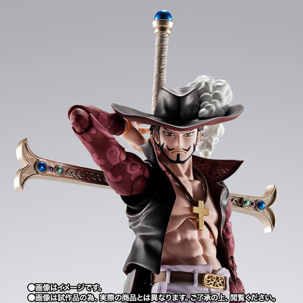 One Piece - Dracule Mihawk (Takanome) / S.H.Figuarts - Nuevo