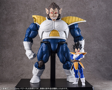 Cargar imagen en el visor de la galería, Dragon Ball S.H. Figuarts - Ozaru Vegeta (S.H. Figuarts)
